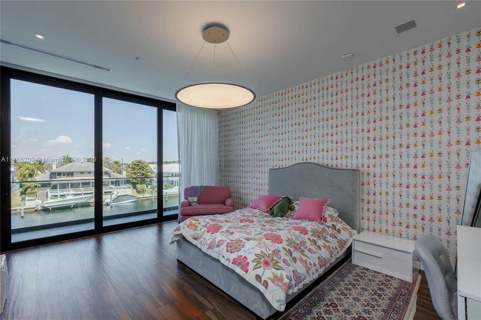 Small Image of 13009 MAR ST, Coral Gables Number 55