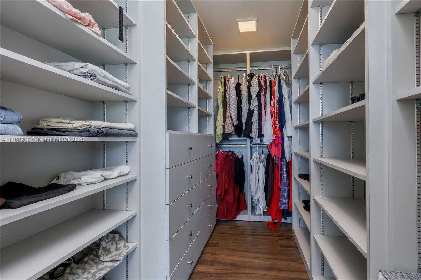 Small Image of 13009 MAR ST, Coral Gables Number 60