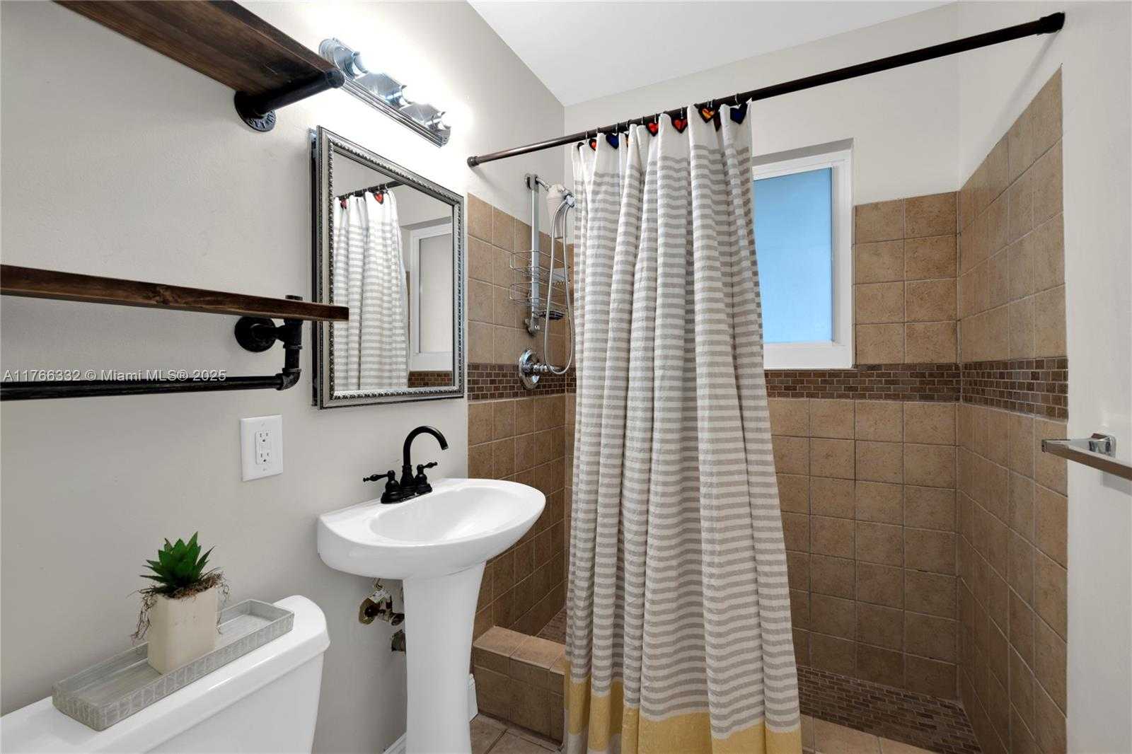 Small Image of 3449 NORTH EAST 17TH WAY, Oakland Park Number 15