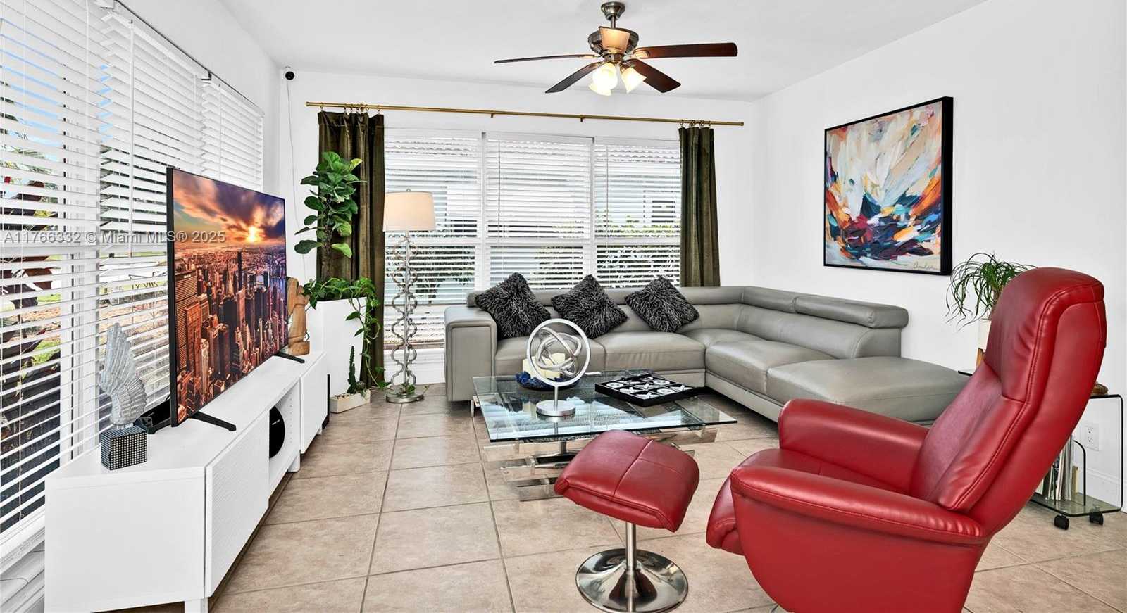 Small Image of 3449 NORTH EAST 17TH WAY, Oakland Park Number 4
