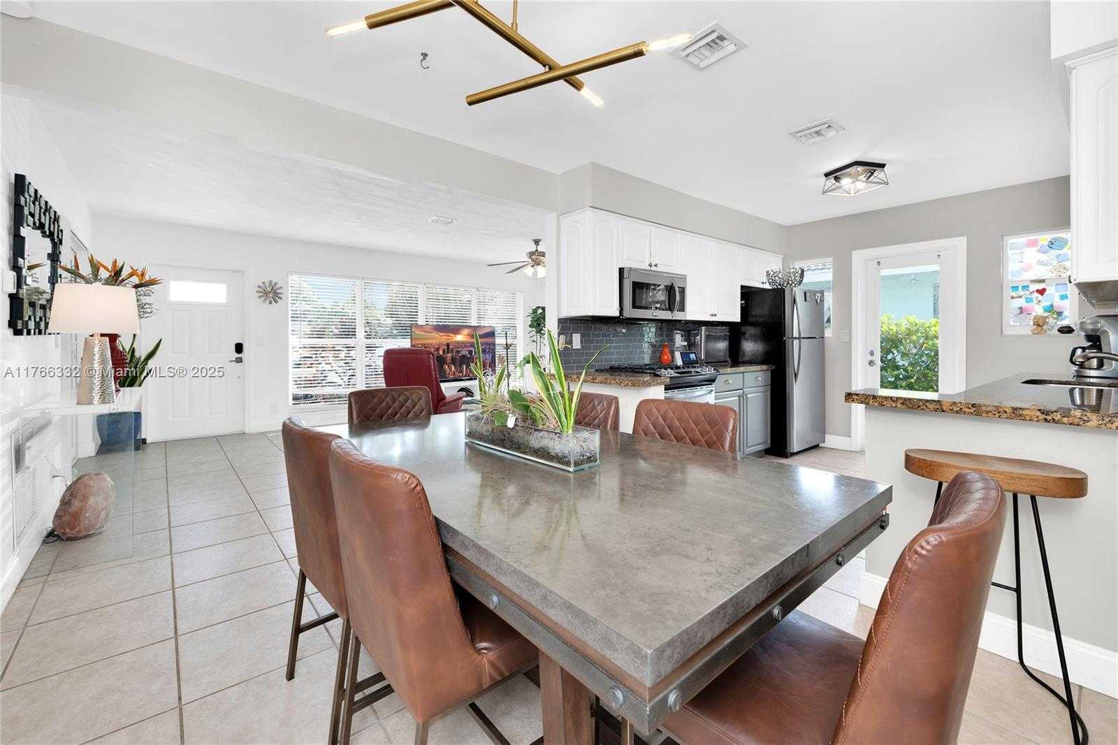 Small Image of 3449 NORTH EAST 17TH WAY, Oakland Park Number 6