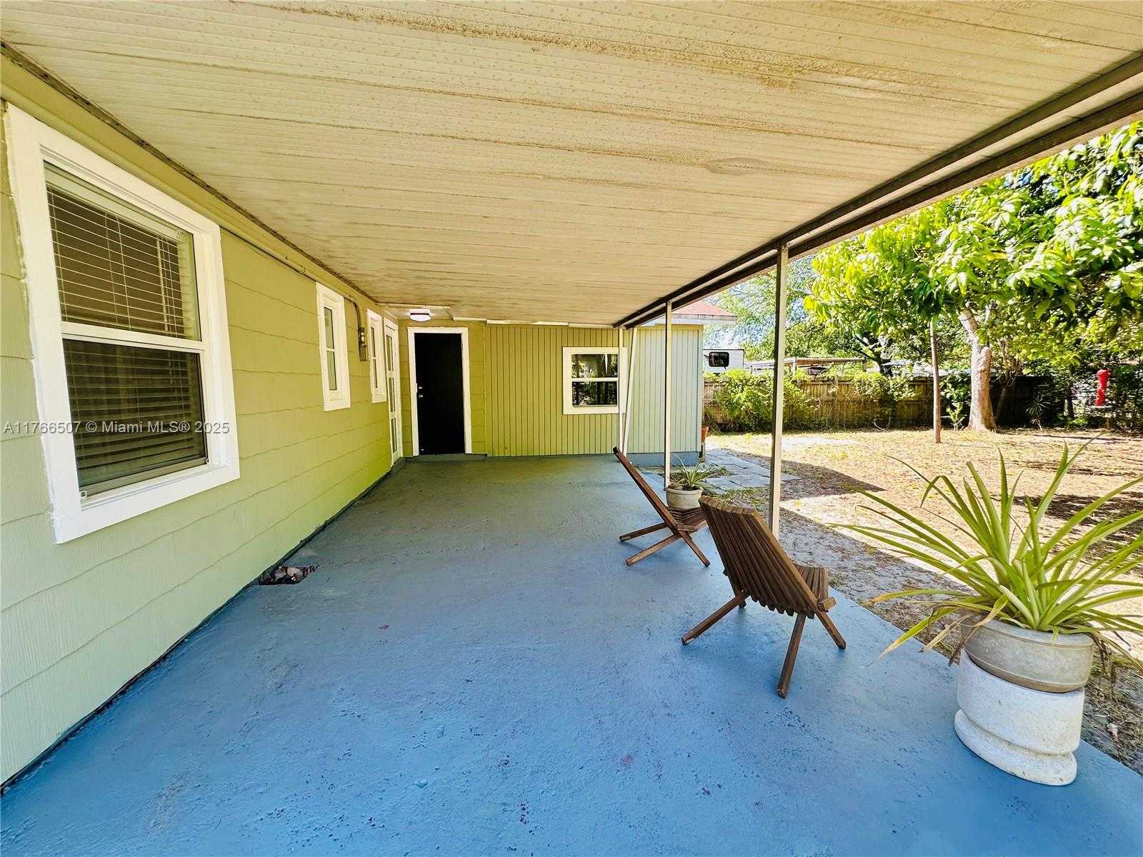 Small Image of 765 NORTH WEST 125TH ST, North Miami Number 18
