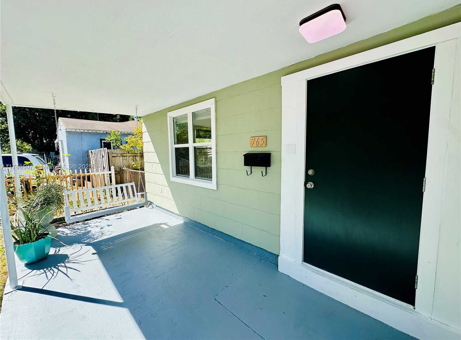 Small Image of 765 NORTH WEST 125TH ST, North Miami Number 4