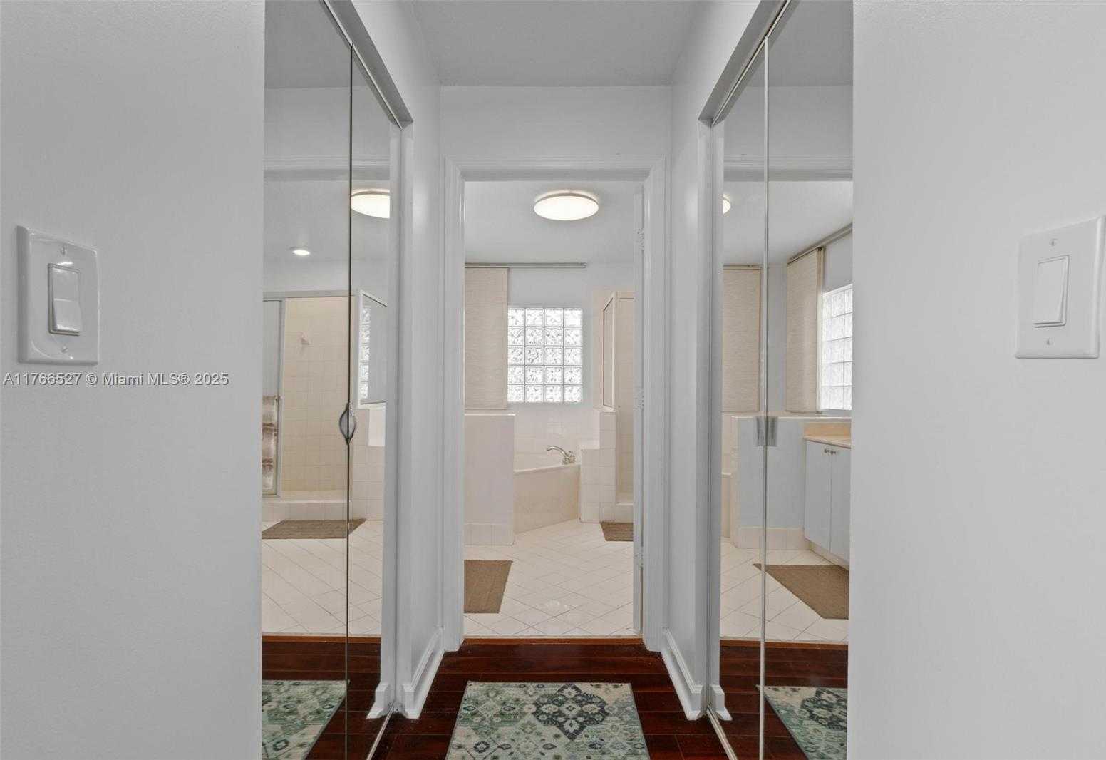 Small Image of 6216 NORTH WEST 113TH CT, Doral Number 26
