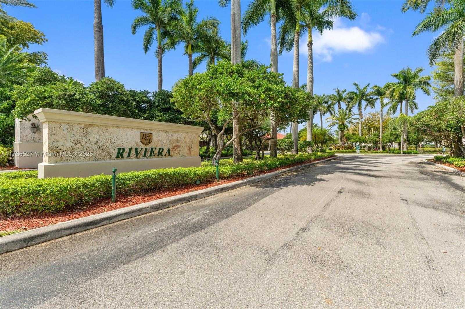 Small Image of 6216 NORTH WEST 113TH CT, Doral Number 3