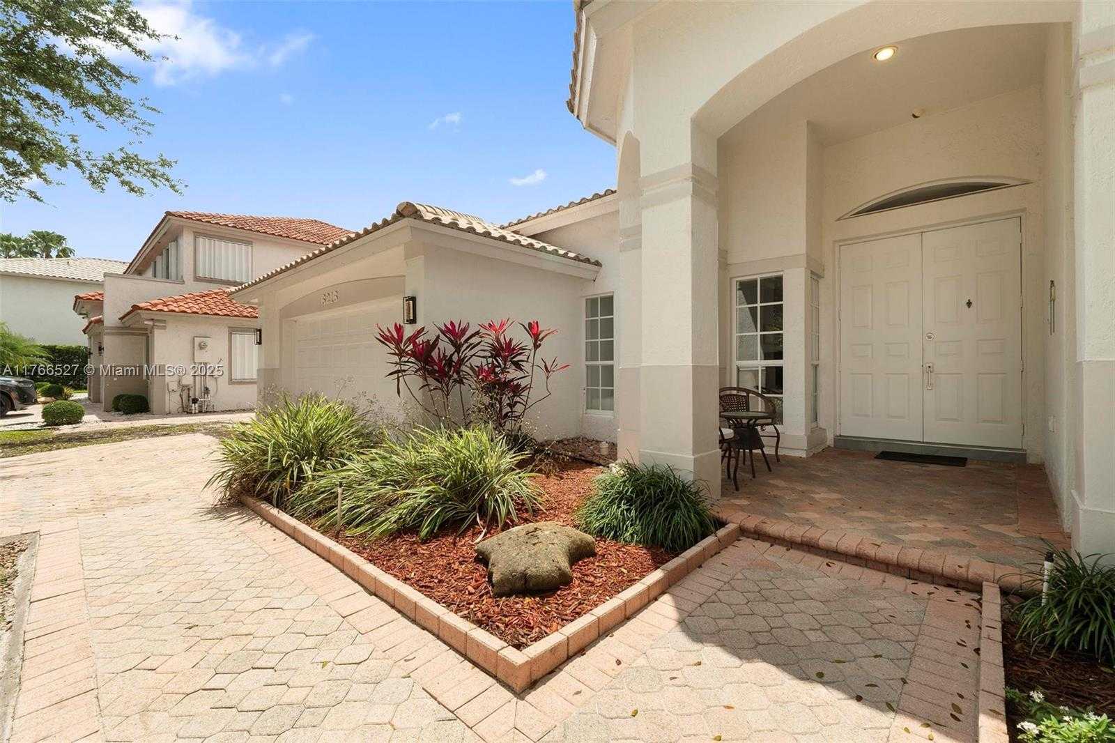 Small Image of 6216 NORTH WEST 113TH CT, Doral Number 5