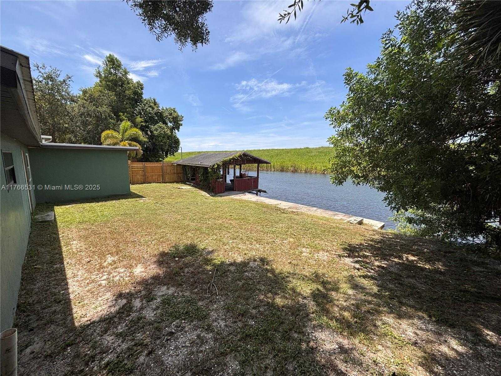 Small Image of 5390 US HWY 441 SE, Okeechobee Number 21