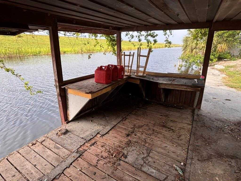Small Image of 5390 US HWY 441 SE, Okeechobee Number 9