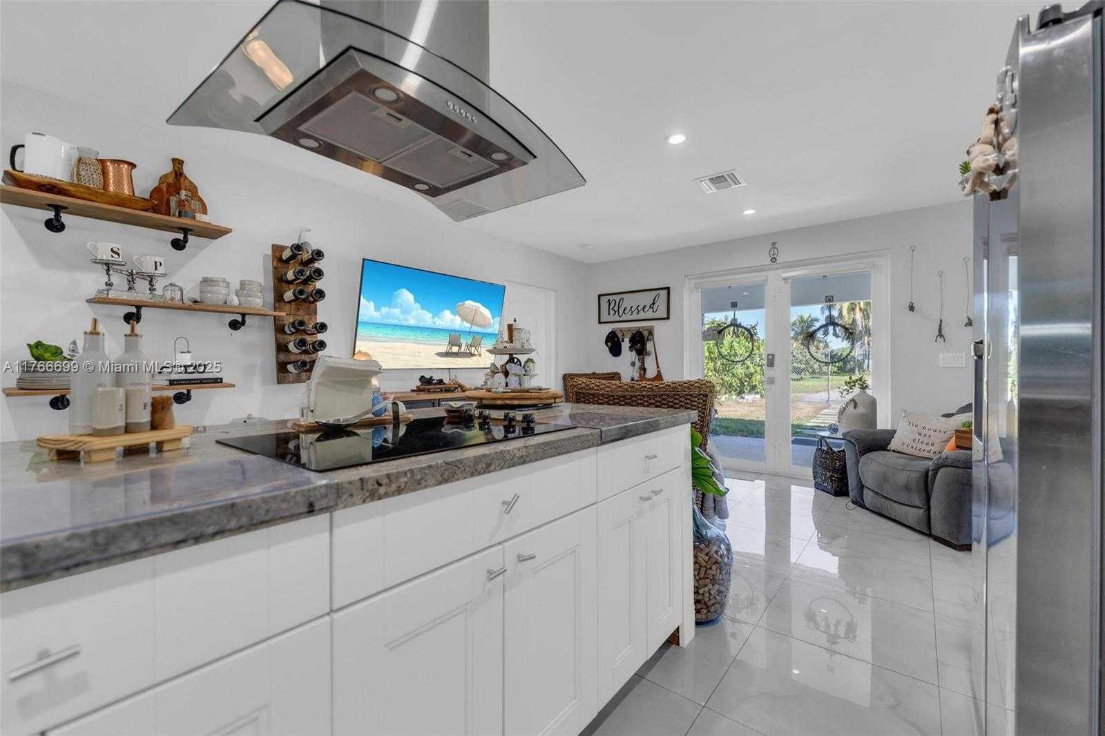 Small Image of 16950 SOUTH WEST 188TH ST, Miami Number 15