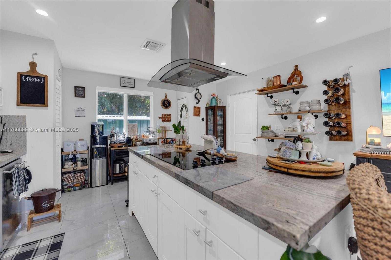 Small Image of 16950 SOUTH WEST 188TH ST, Miami Number 17