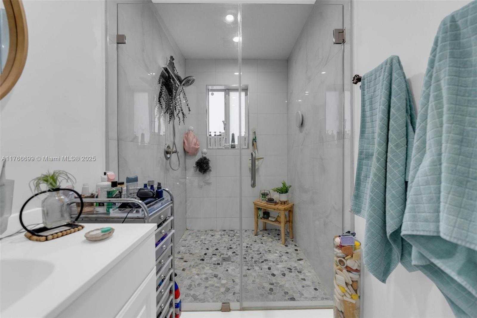 Small Image of 16950 SOUTH WEST 188TH ST, Miami Number 22