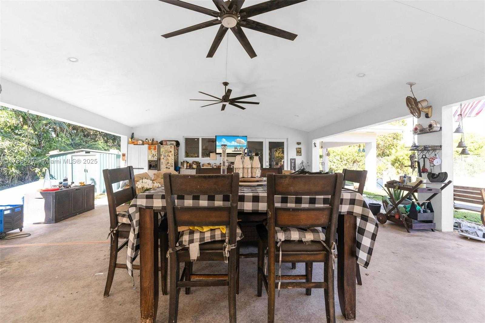 Small Image of 16950 SOUTH WEST 188TH ST, Miami Number 27