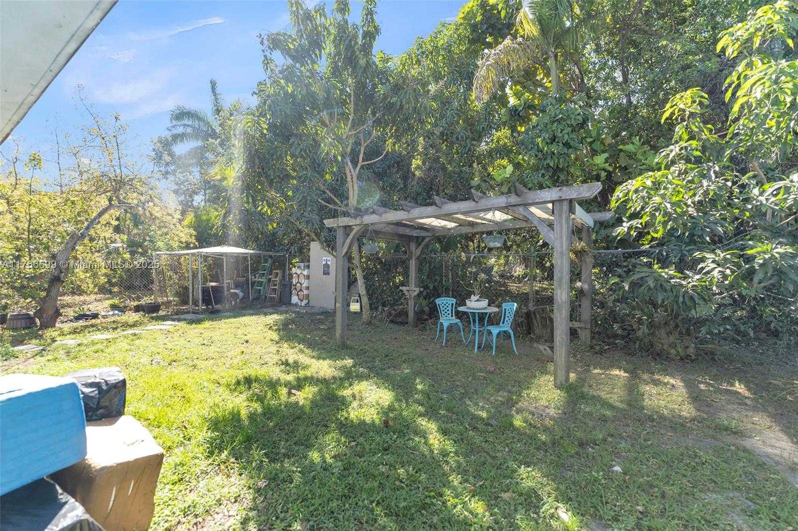 Small Image of 16950 SOUTH WEST 188TH ST, Miami Number 36