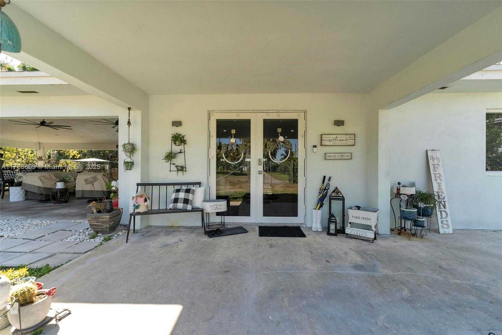 Small Image of 16950 SOUTH WEST 188TH ST, Miami Number 7