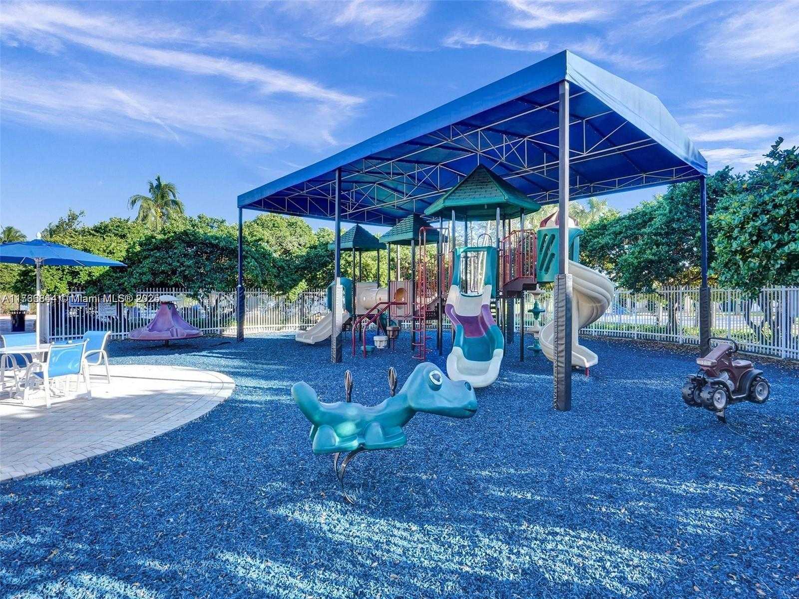 Small Image of 1026 NORTH WEST 170TH AVE, Pembroke Pines Number 42