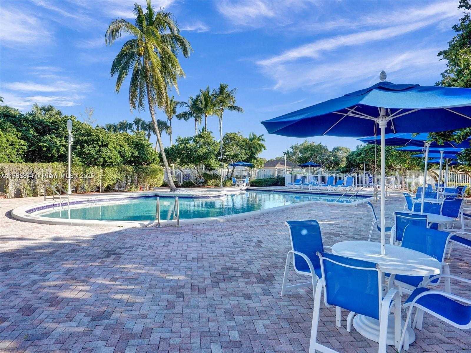 Small Image of 1026 NORTH WEST 170TH AVE, Pembroke Pines Number 43