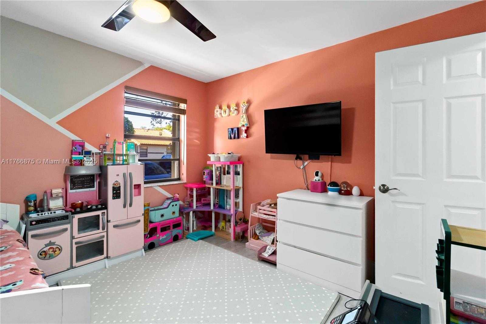 Small Image of 11217 SOUTH WEST 56TH CIR, Cooper City Number 19