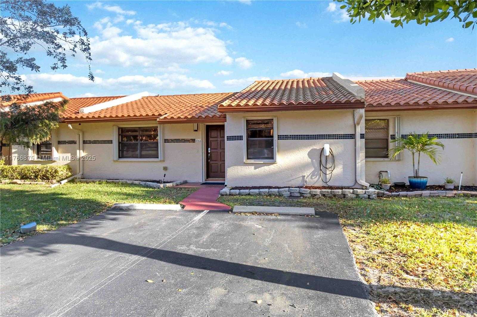 Small Image of 11217 SOUTH WEST 56TH CIR, Cooper City Number 2