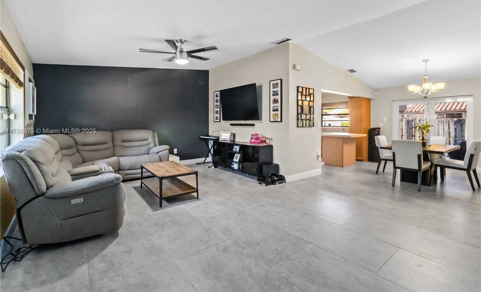Small Image of 11217 SOUTH WEST 56TH CIR, Cooper City Number 6