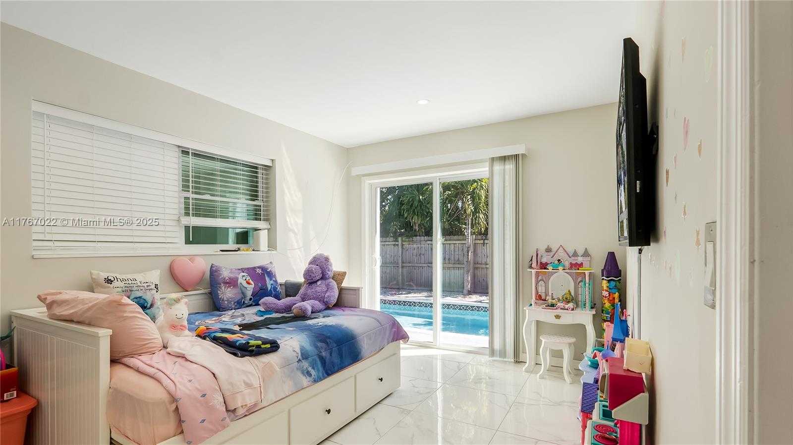 Small Image of 3120 SOUTH WEST 17TH ST, Fort Lauderdale Number 10