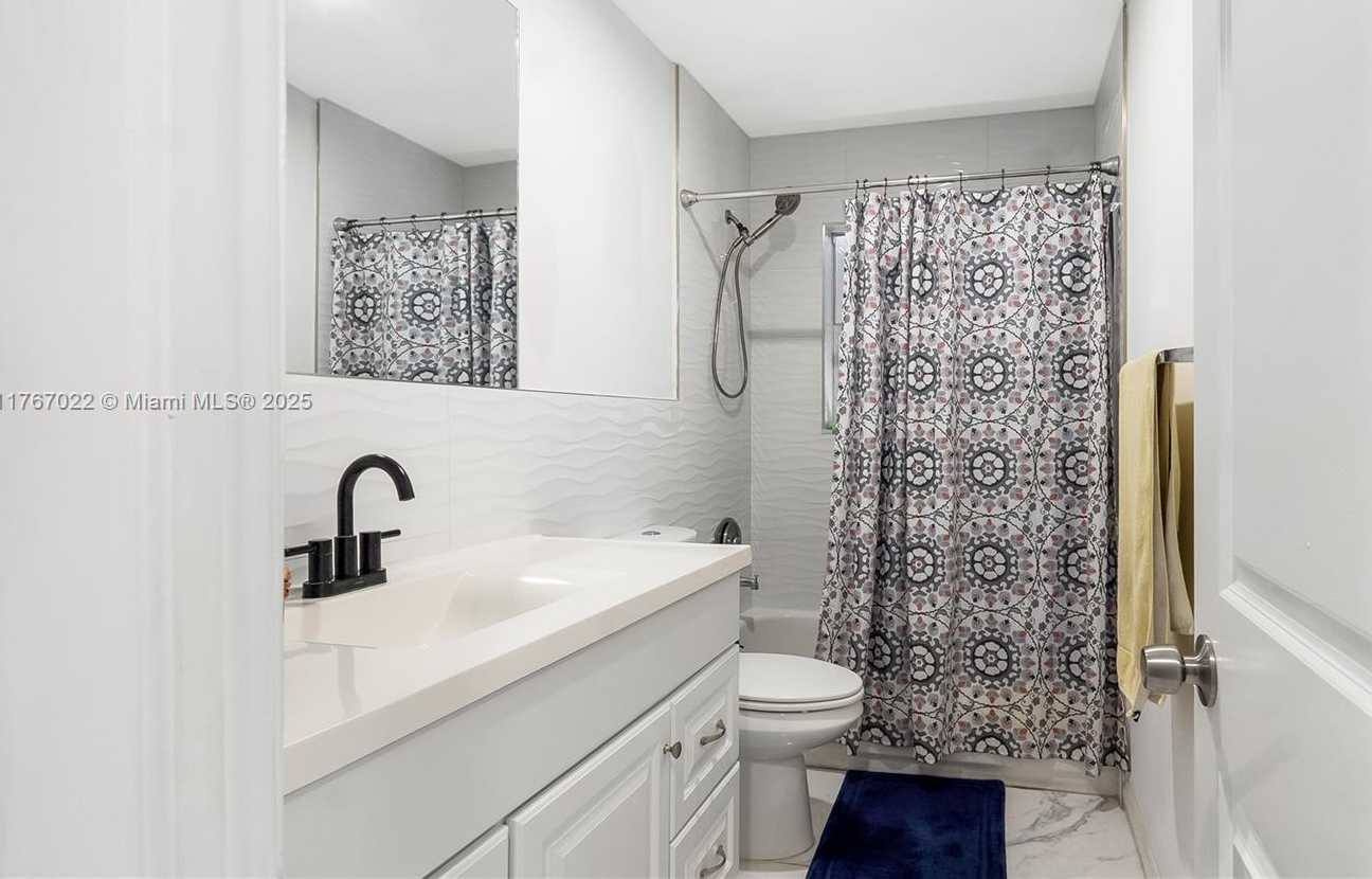 Small Image of 3120 SOUTH WEST 17TH ST, Fort Lauderdale Number 21