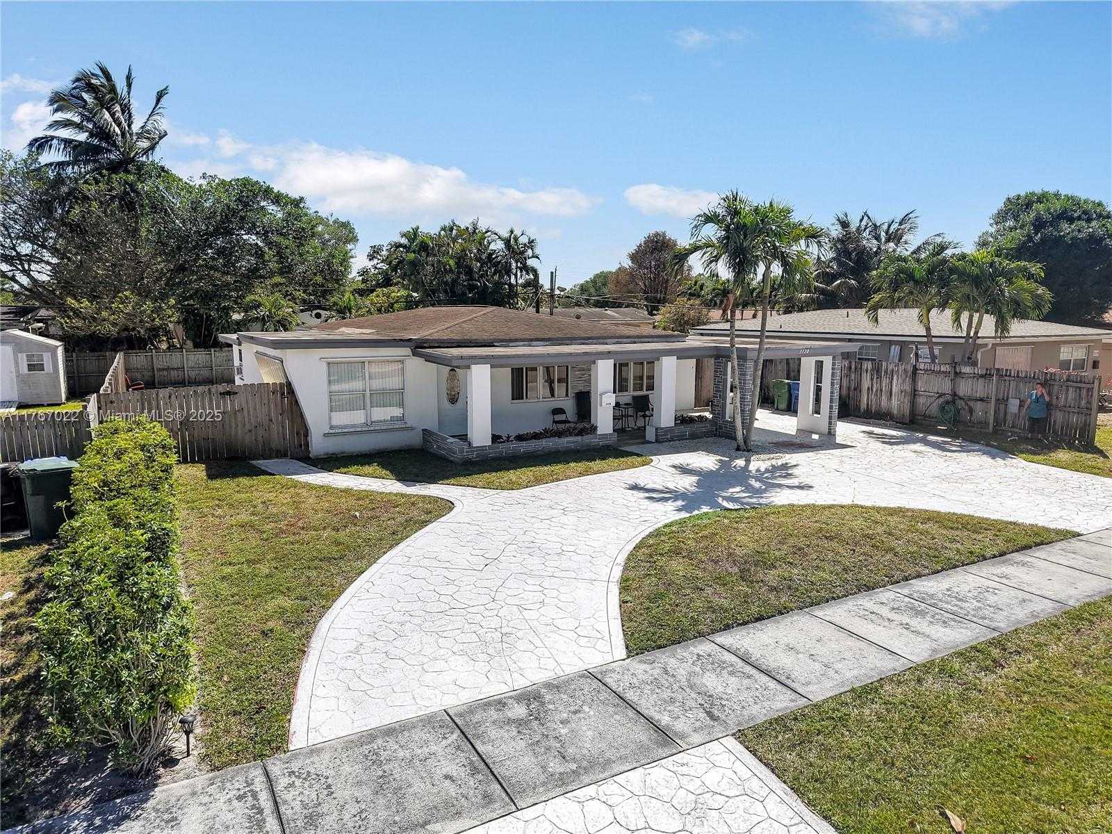 Small Image of 3120 SOUTH WEST 17TH ST, Fort Lauderdale Number 32