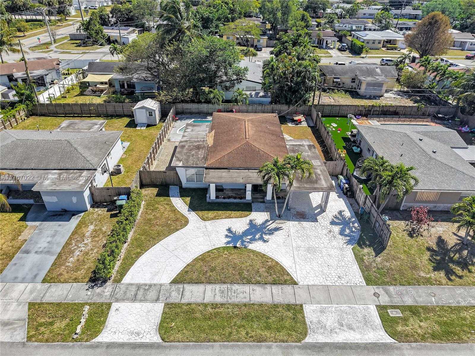 Small Image of 3120 SOUTH WEST 17TH ST, Fort Lauderdale Number 33