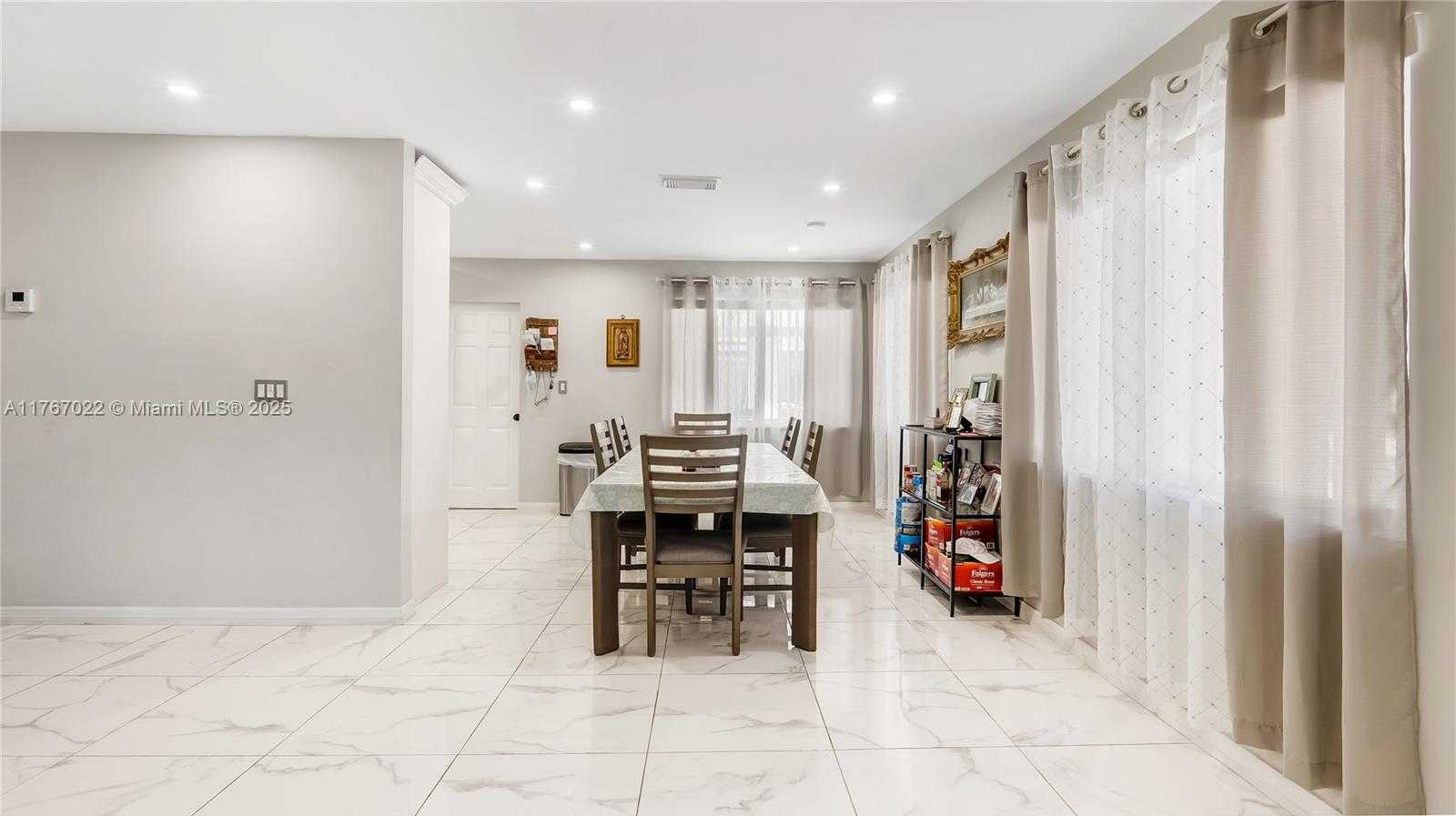 Small Image of 3120 SOUTH WEST 17TH ST, Fort Lauderdale Number 6