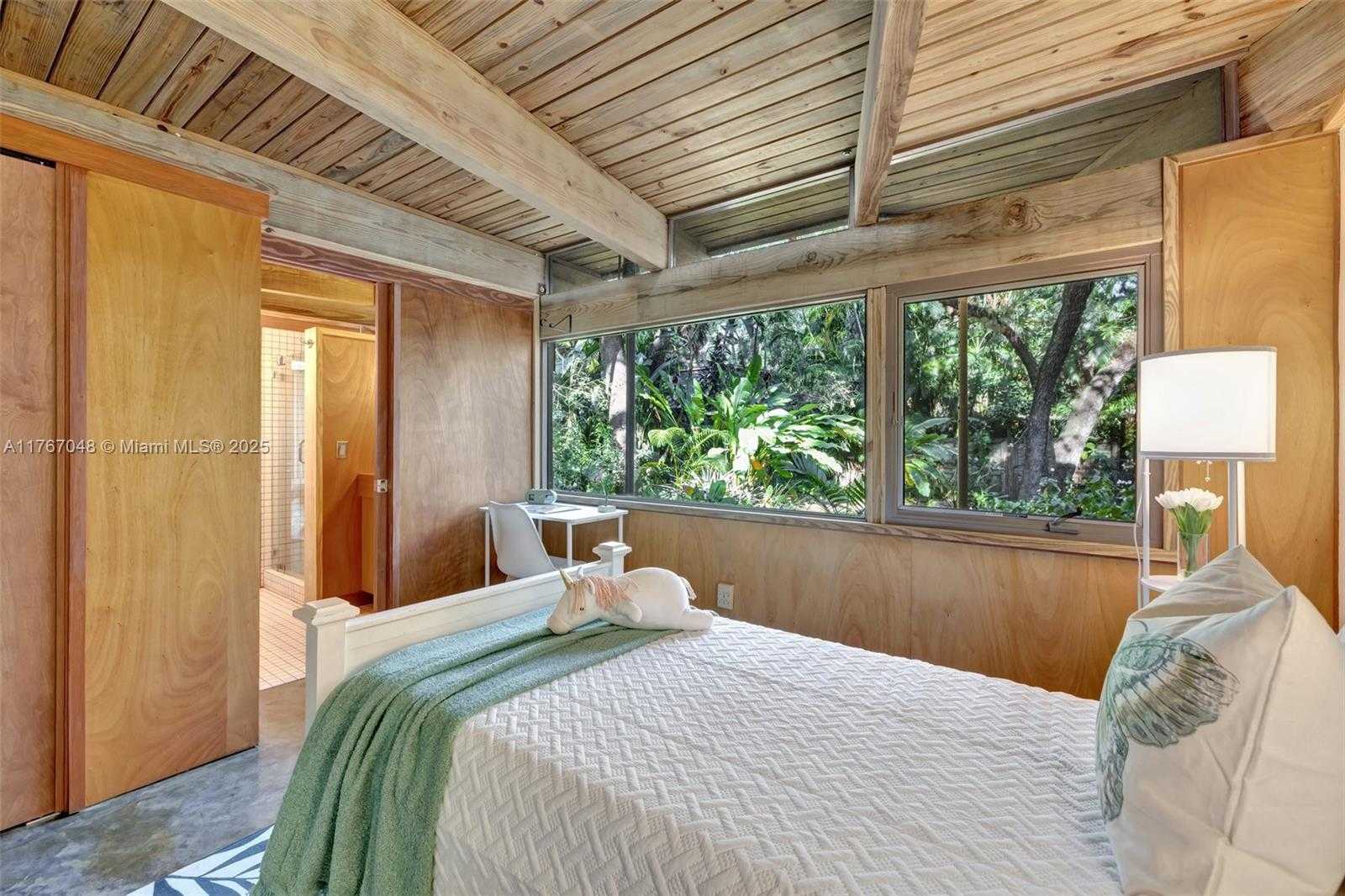 Small Image of 2410 SOUTH WEST 29TH WAY, Fort Lauderdale Number 35