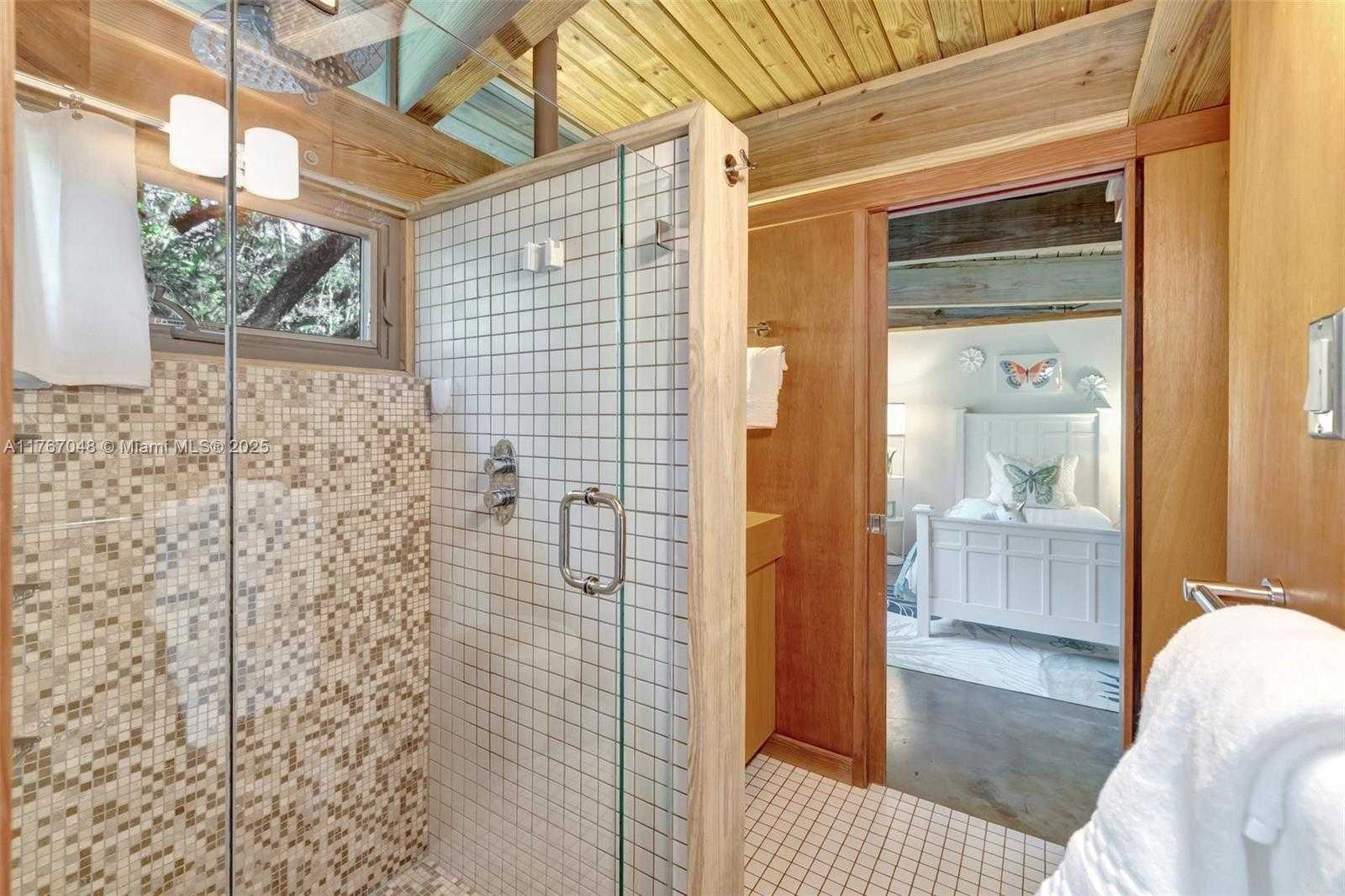 Small Image of 2410 SOUTH WEST 29TH WAY, Fort Lauderdale Number 38
