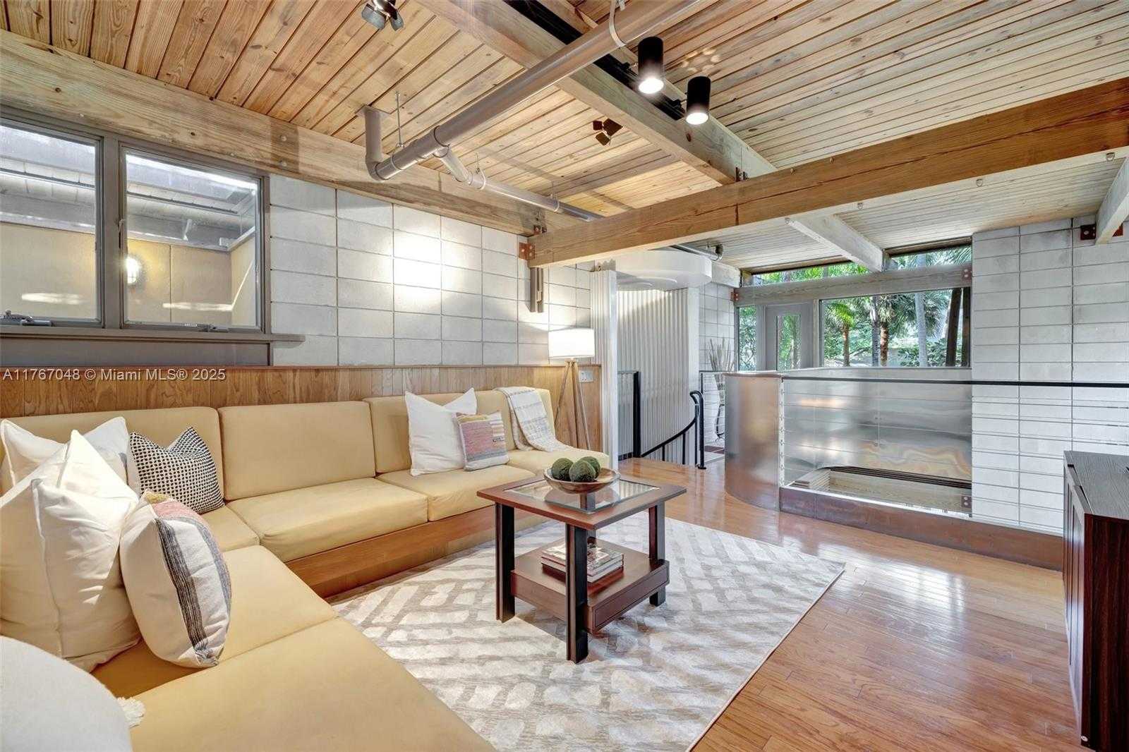 Small Image of 2410 SOUTH WEST 29TH WAY, Fort Lauderdale Number 48