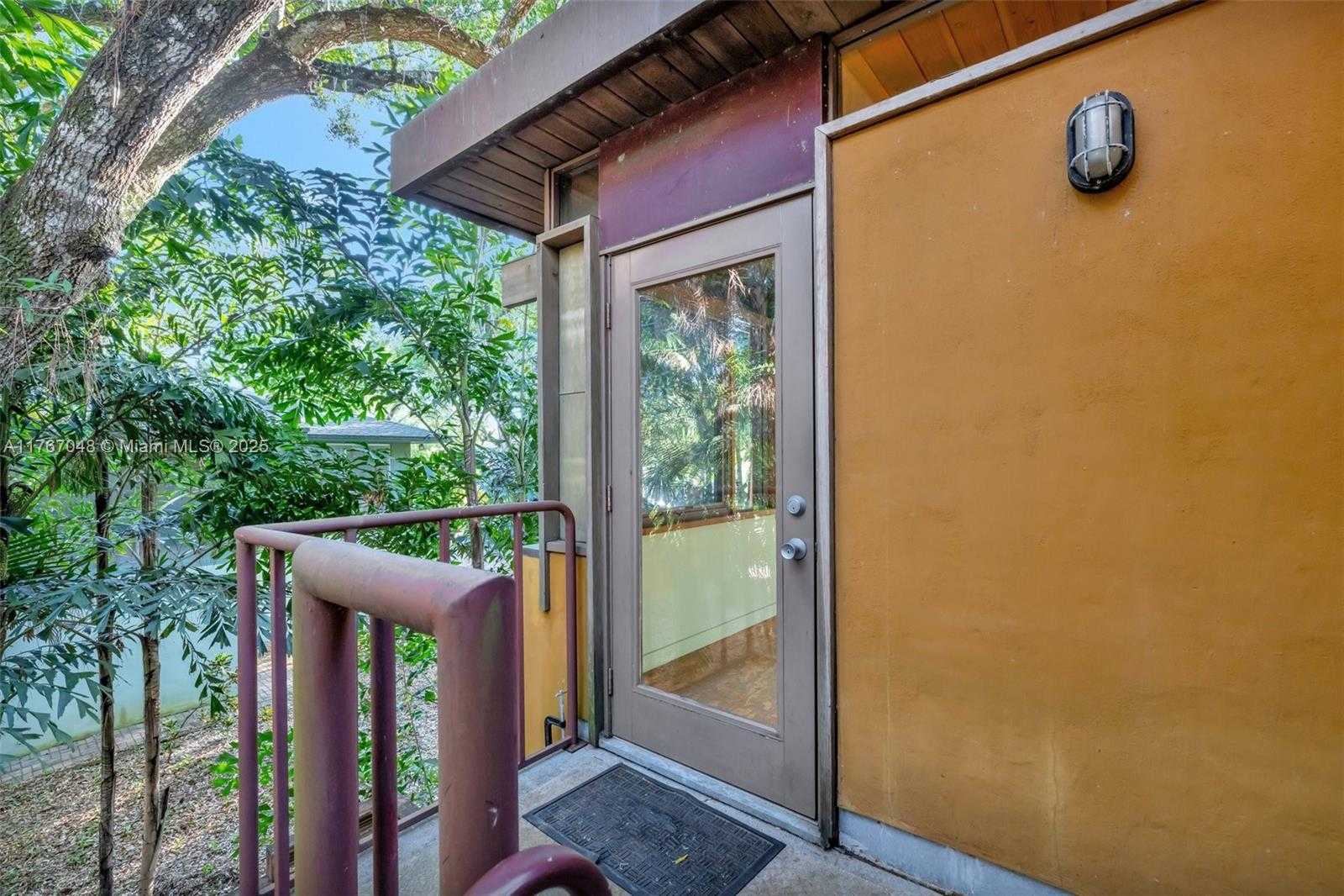 Small Image of 2410 SOUTH WEST 29TH WAY, Fort Lauderdale Number 56