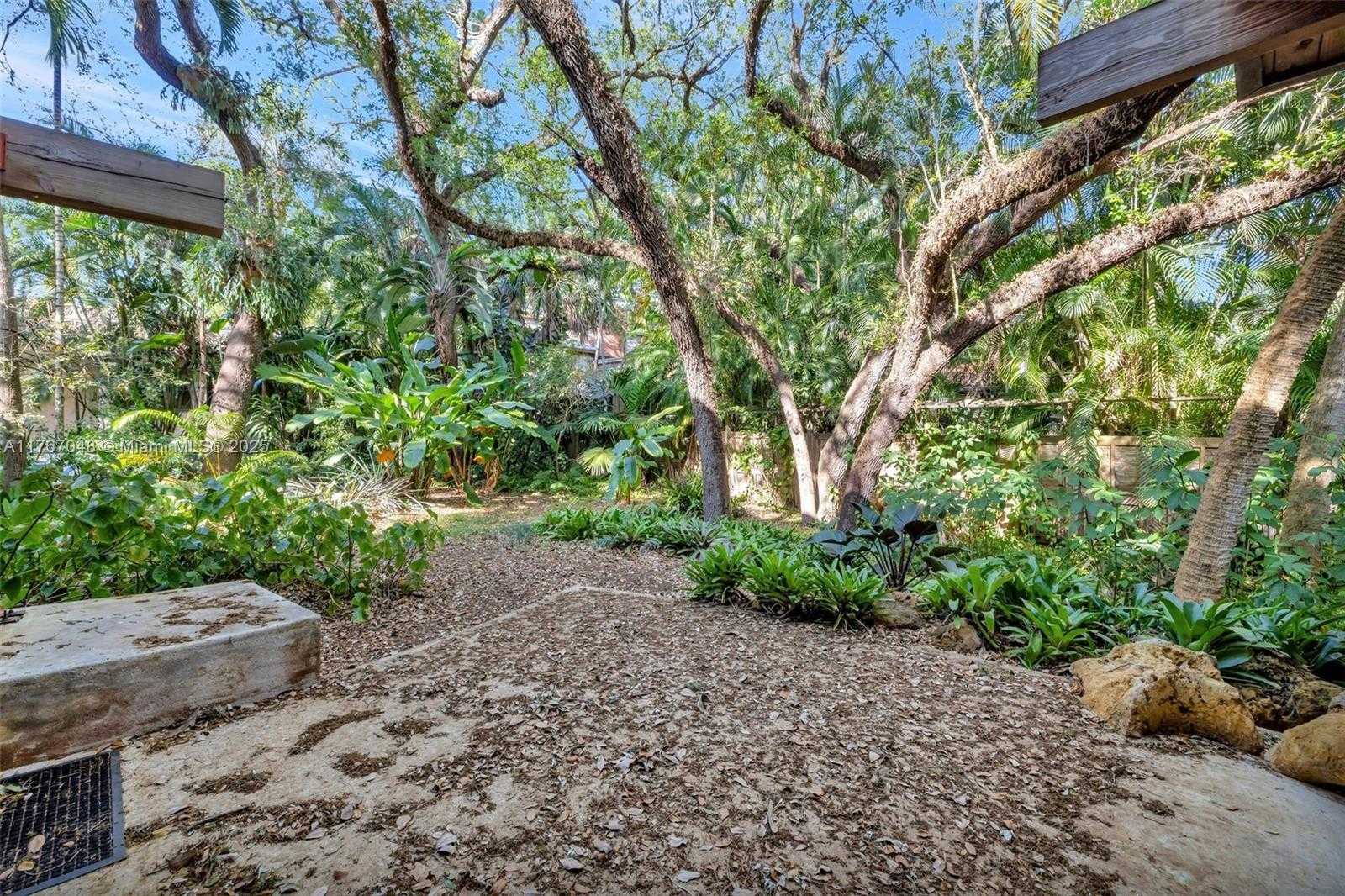 Small Image of 2410 SOUTH WEST 29TH WAY, Fort Lauderdale Number 62