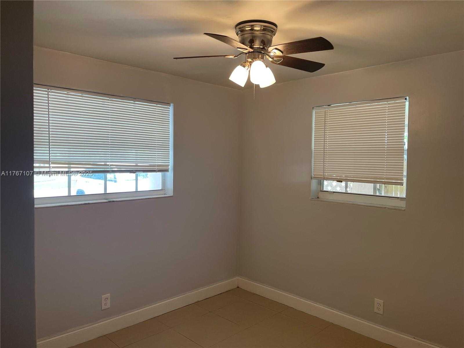 Small Image of 4841 NORTH WEST 13TH CT, Lauderhill Number 10