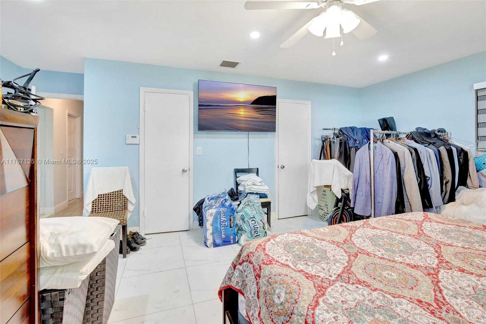 Small Image of 2940 SOUTH WEST 156TH AVE, Davie Number 14