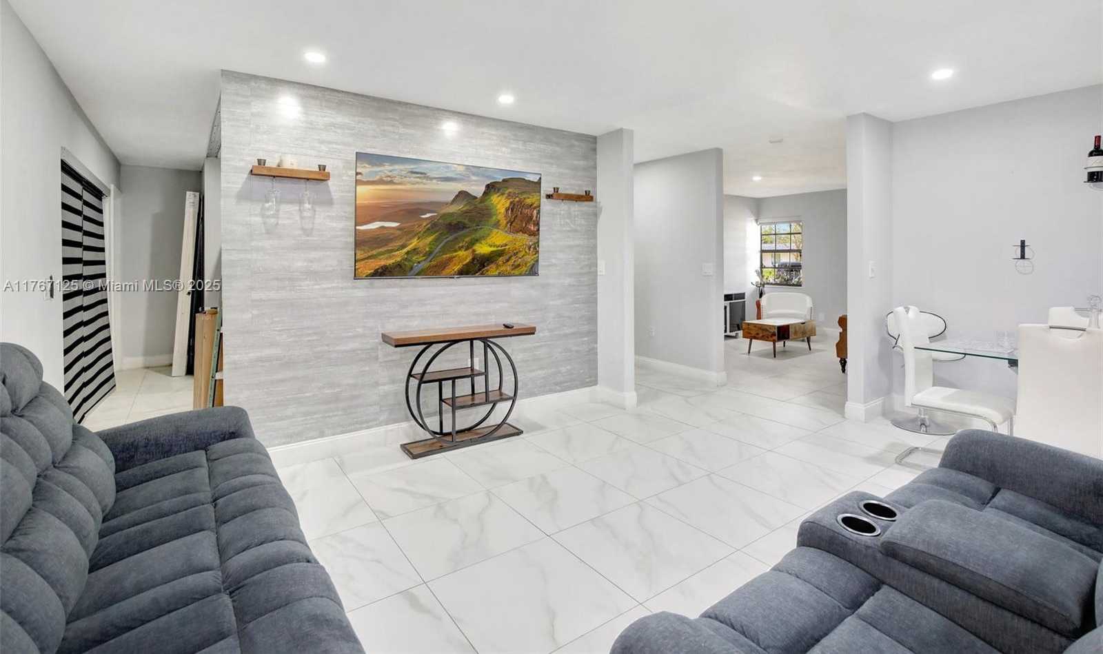 Small Image of 2940 SOUTH WEST 156TH AVE, Davie Number 5