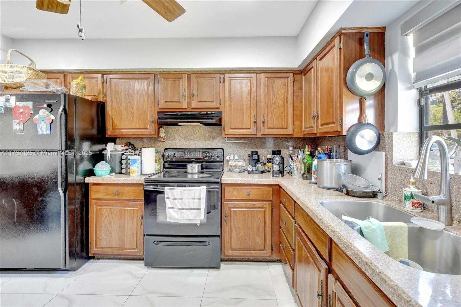 Small Image of 2940 SOUTH WEST 156TH AVE, Davie Number 8