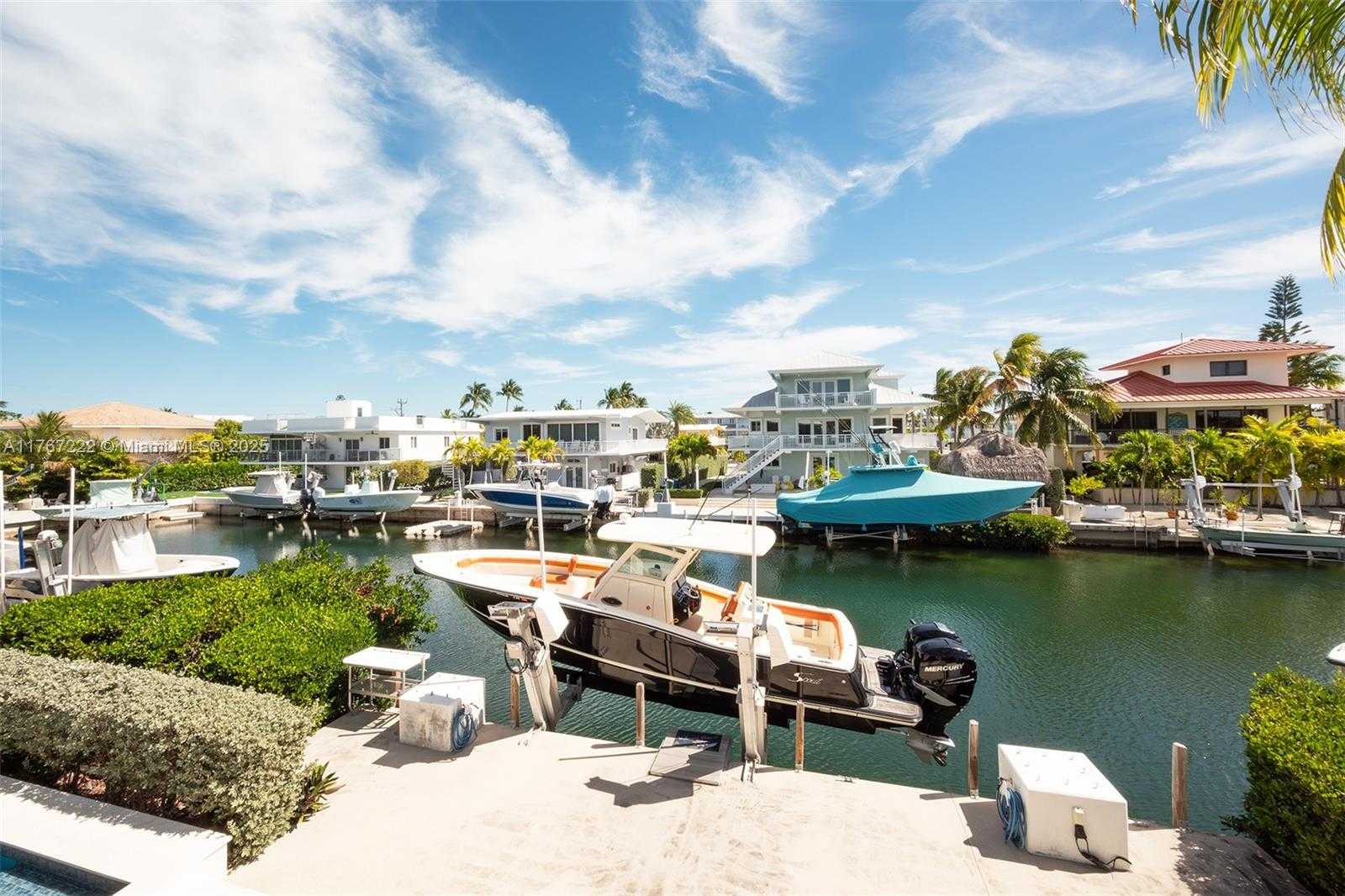 Small Image of 189 GULFVIEW DR, Islamorada Number 13
