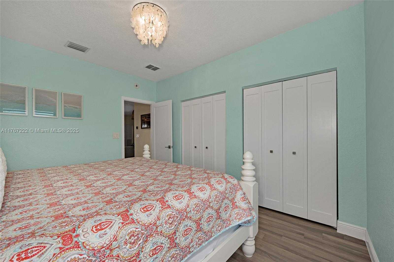 Small Image of 189 GULFVIEW DR, Islamorada Number 36