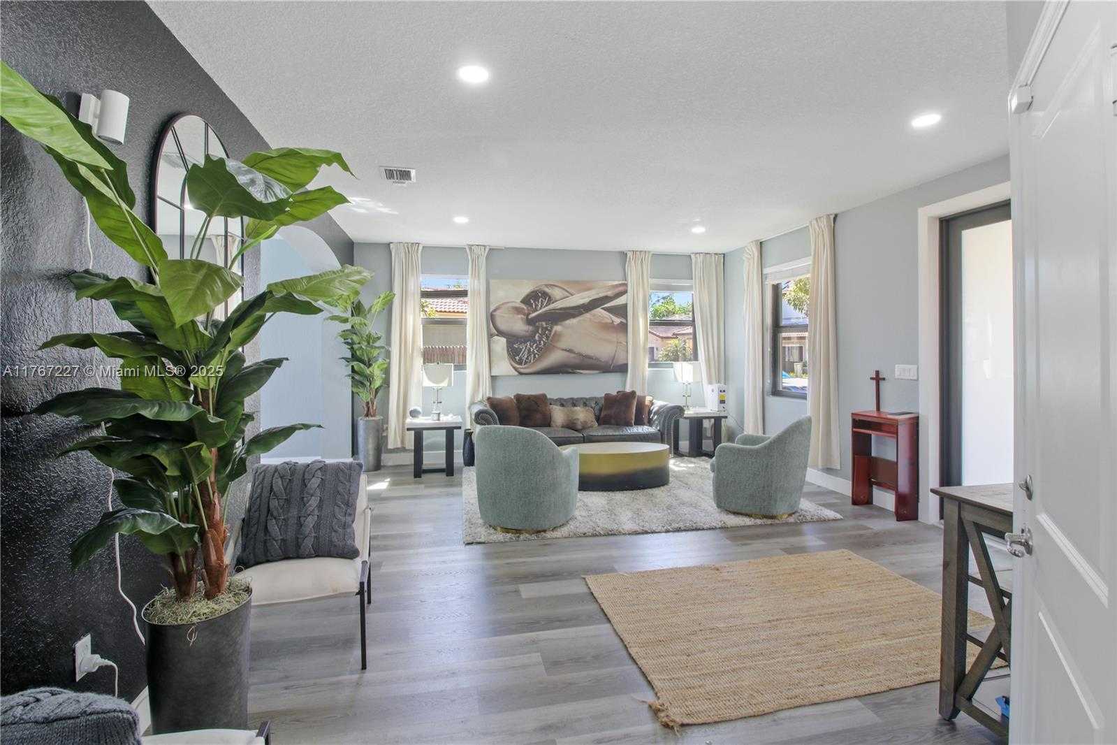 Small Image of 2167 SOUTH EAST 2ND ST, Homestead Number 10