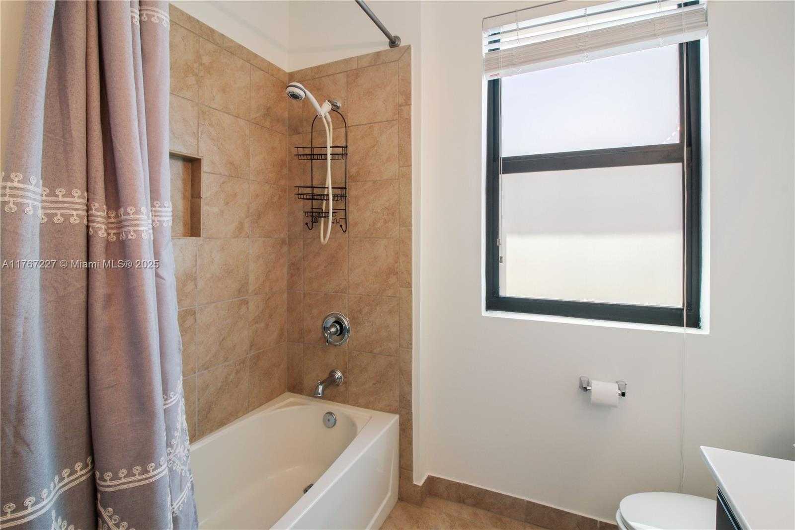 Small Image of 2167 SOUTH EAST 2ND ST, Homestead Number 21