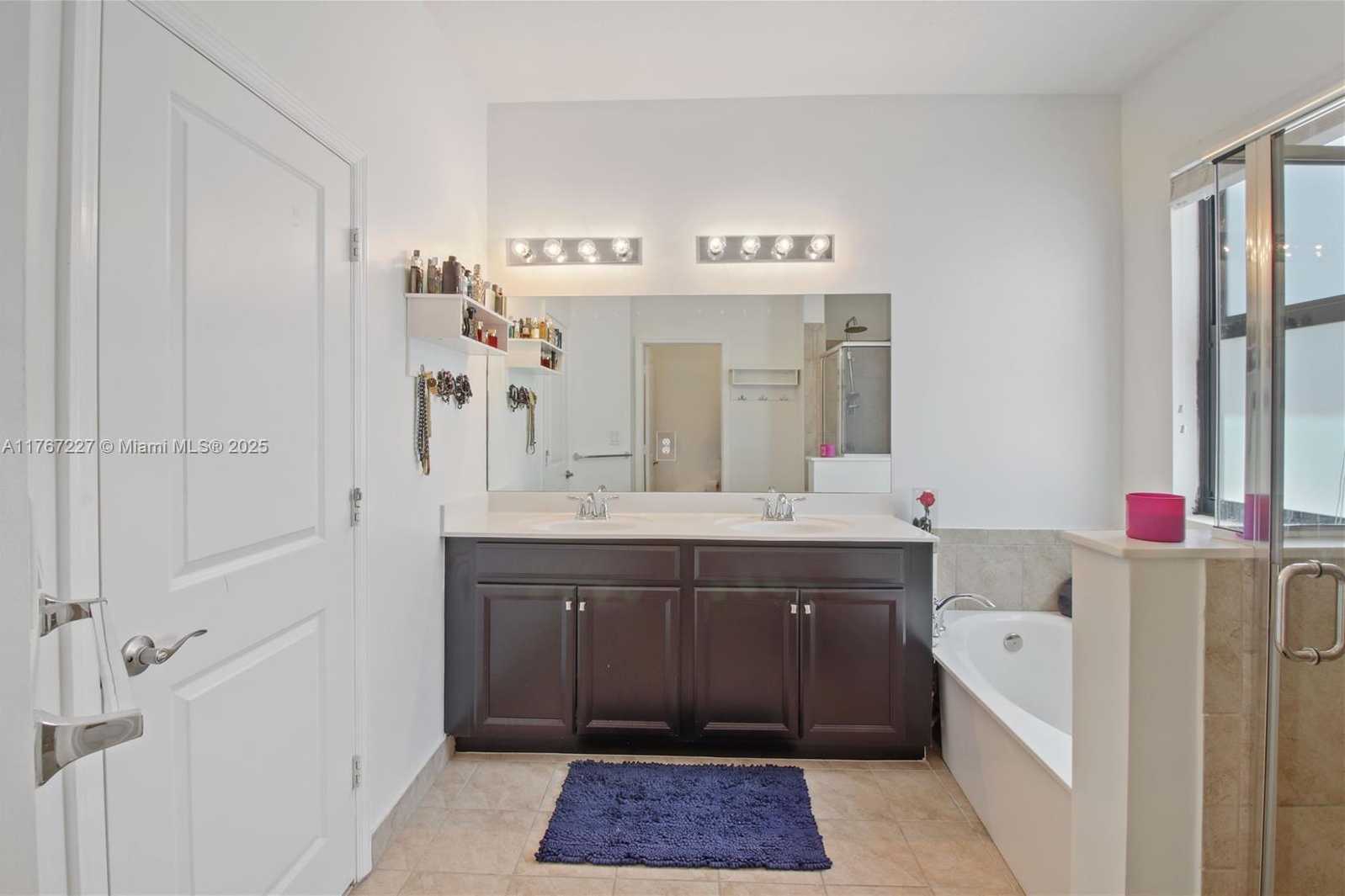 Small Image of 2167 SOUTH EAST 2ND ST, Homestead Number 25