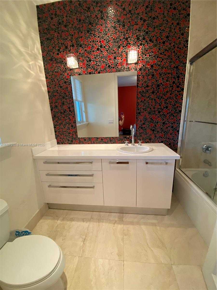 Small Image of 12755 RED ROAD, Coral Gables Number 38