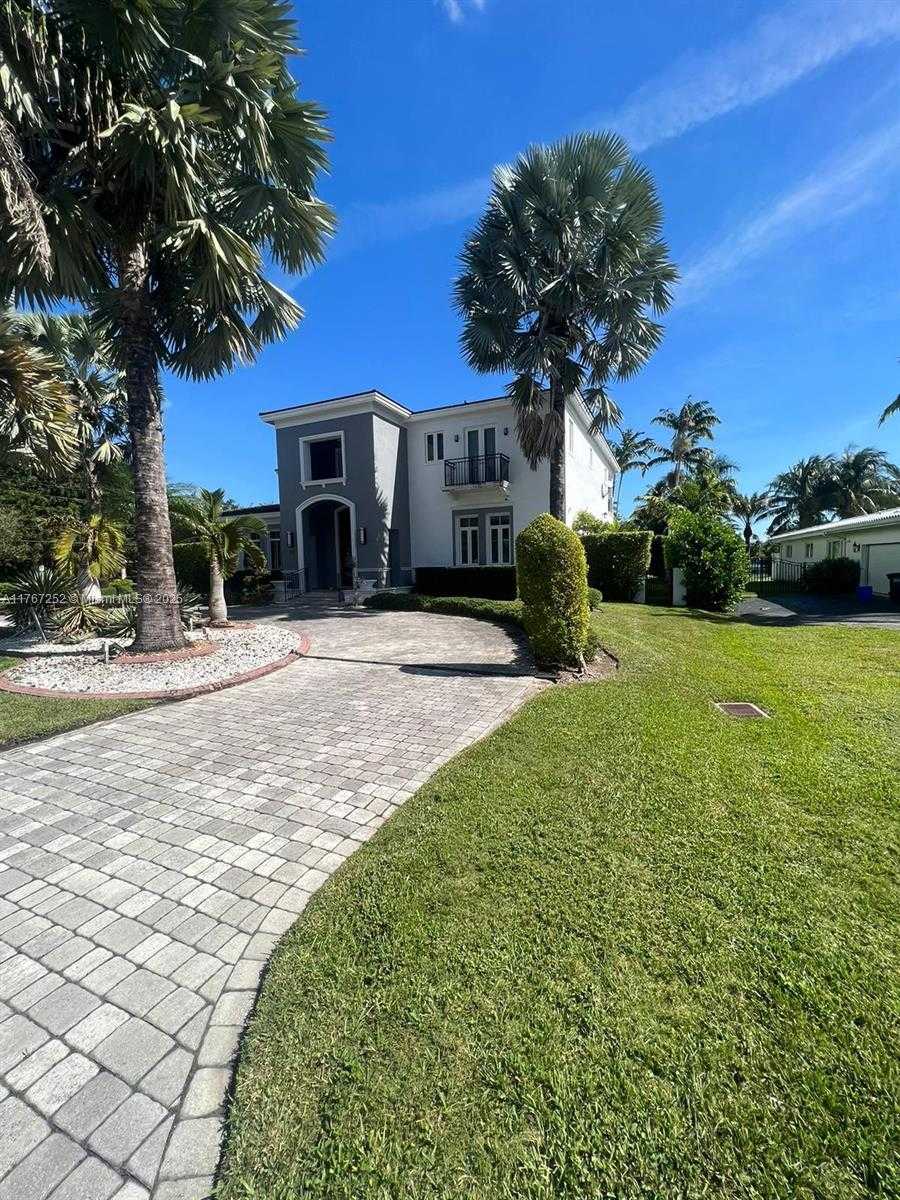 Small Image of 12755 RED ROAD, Coral Gables Number 4