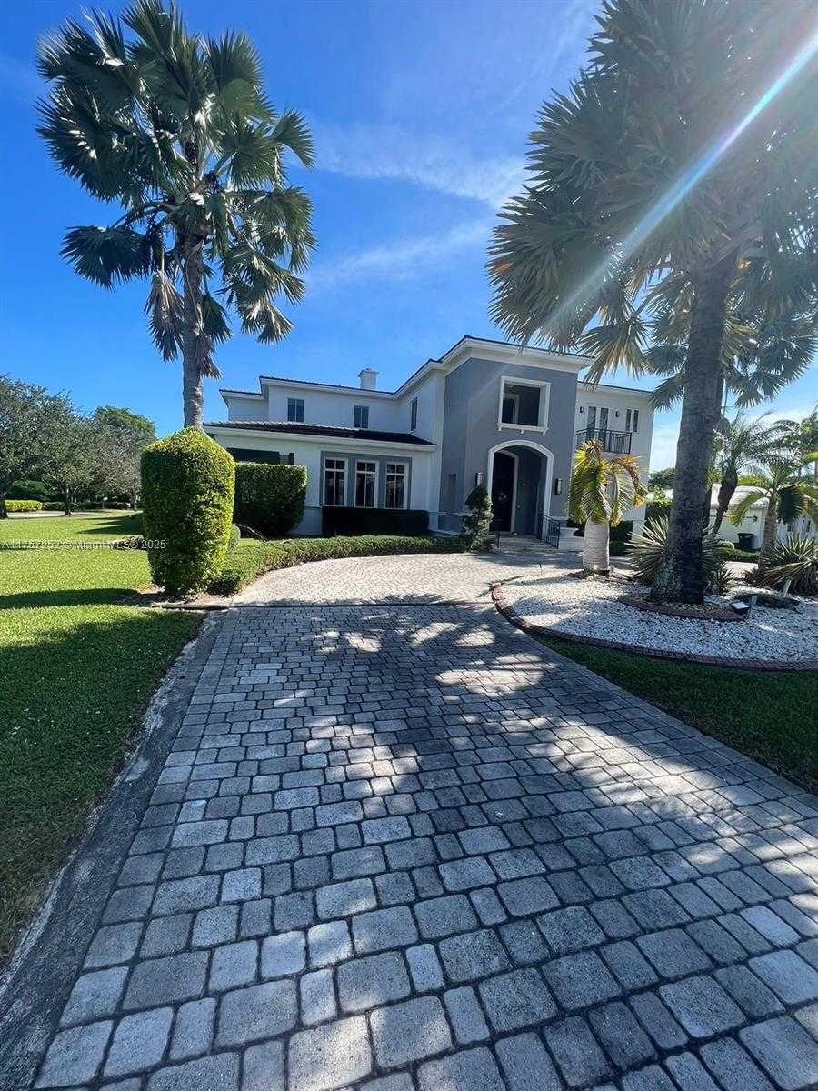 Small Image of 12755 RED ROAD, Coral Gables Number 6