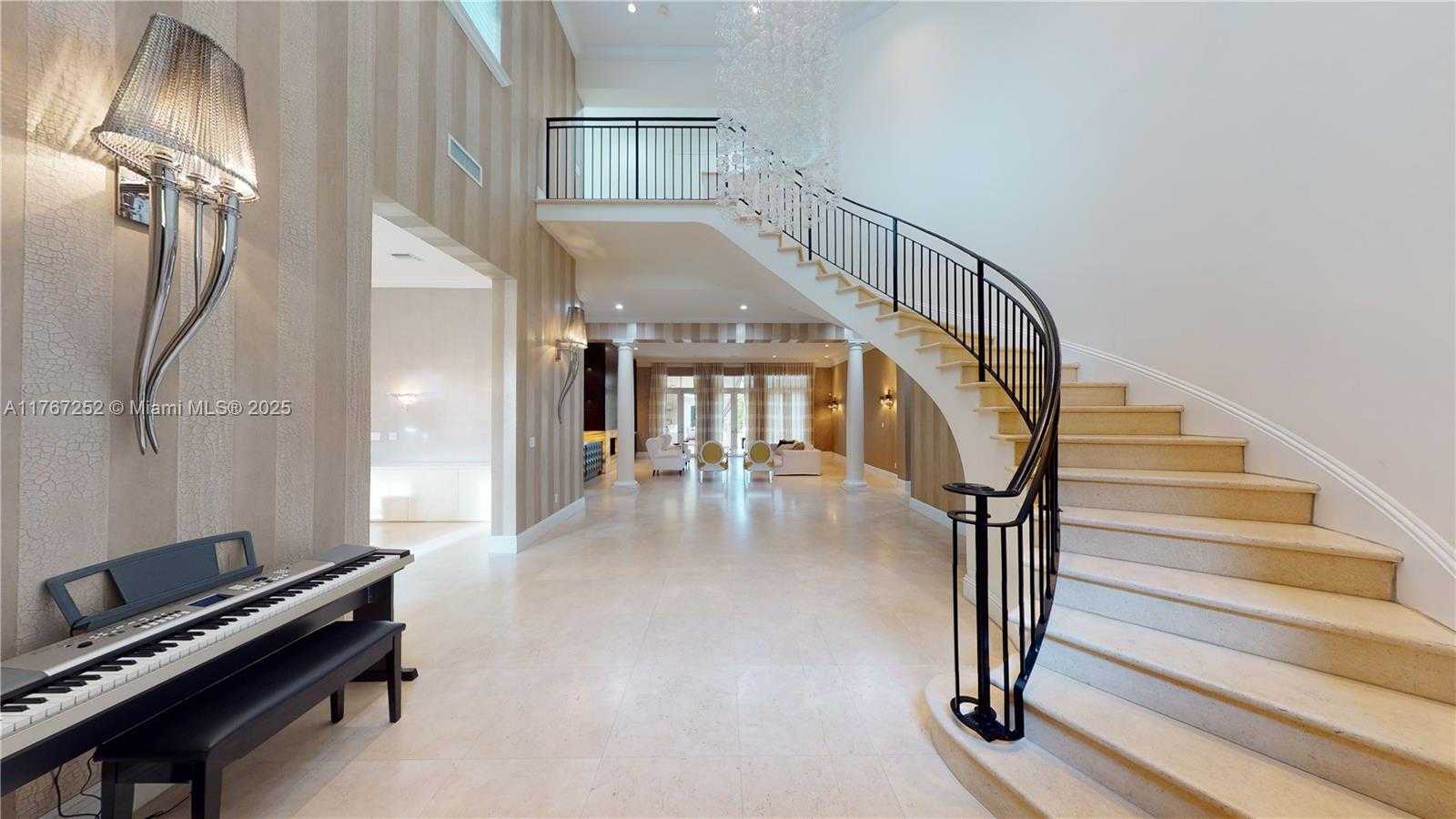 Small Image of 12755 RED ROAD, Coral Gables Number 7