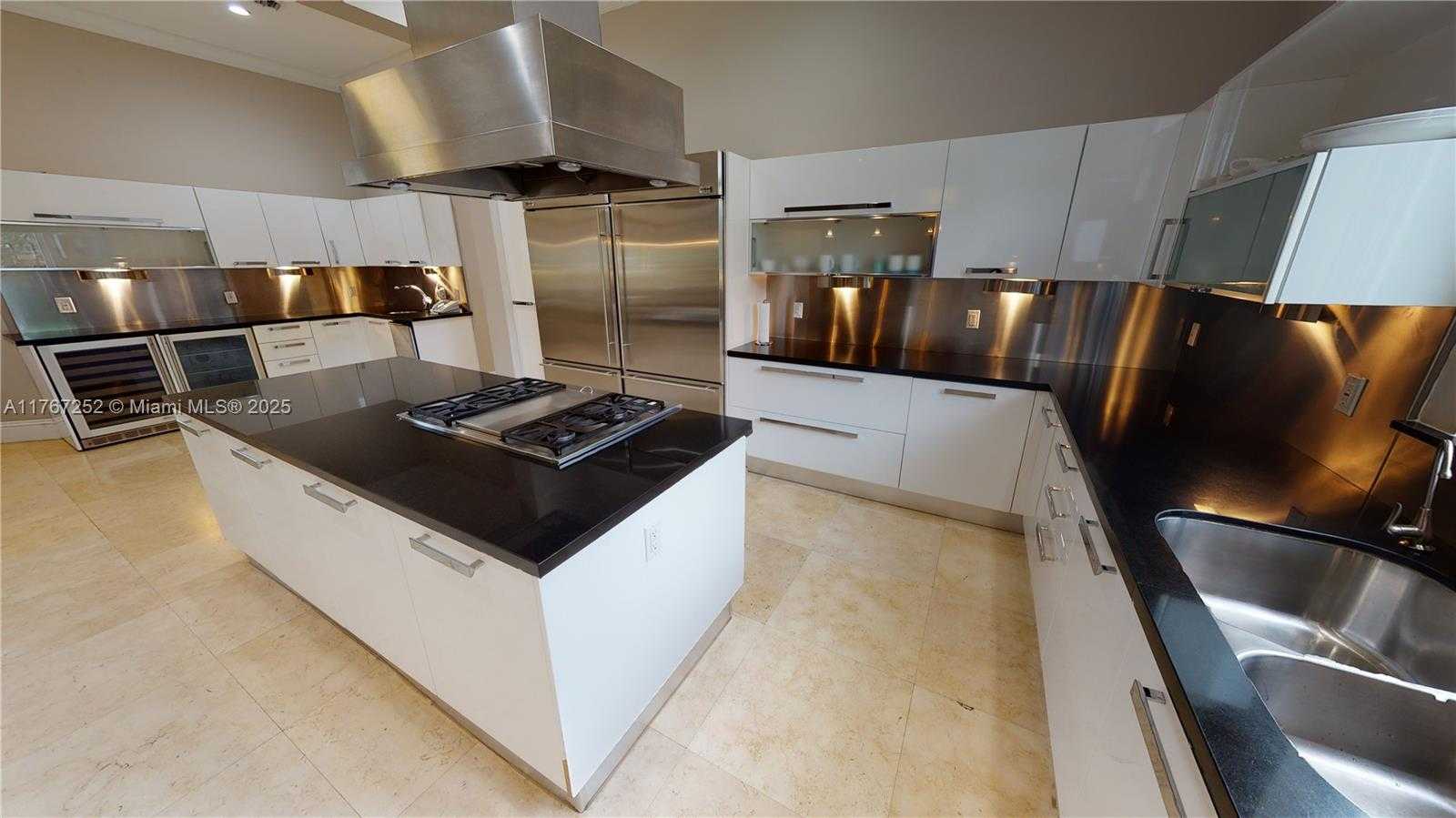 Small Image of 12755 RED ROAD, Coral Gables Number 9