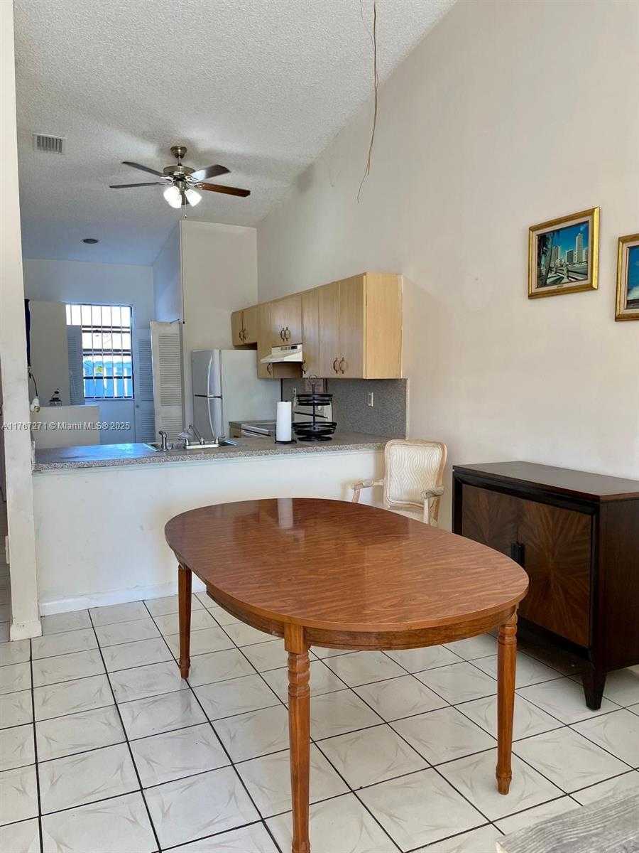 Small Image of 6736 NORTH WEST 192ND LN, Hialeah Number 3