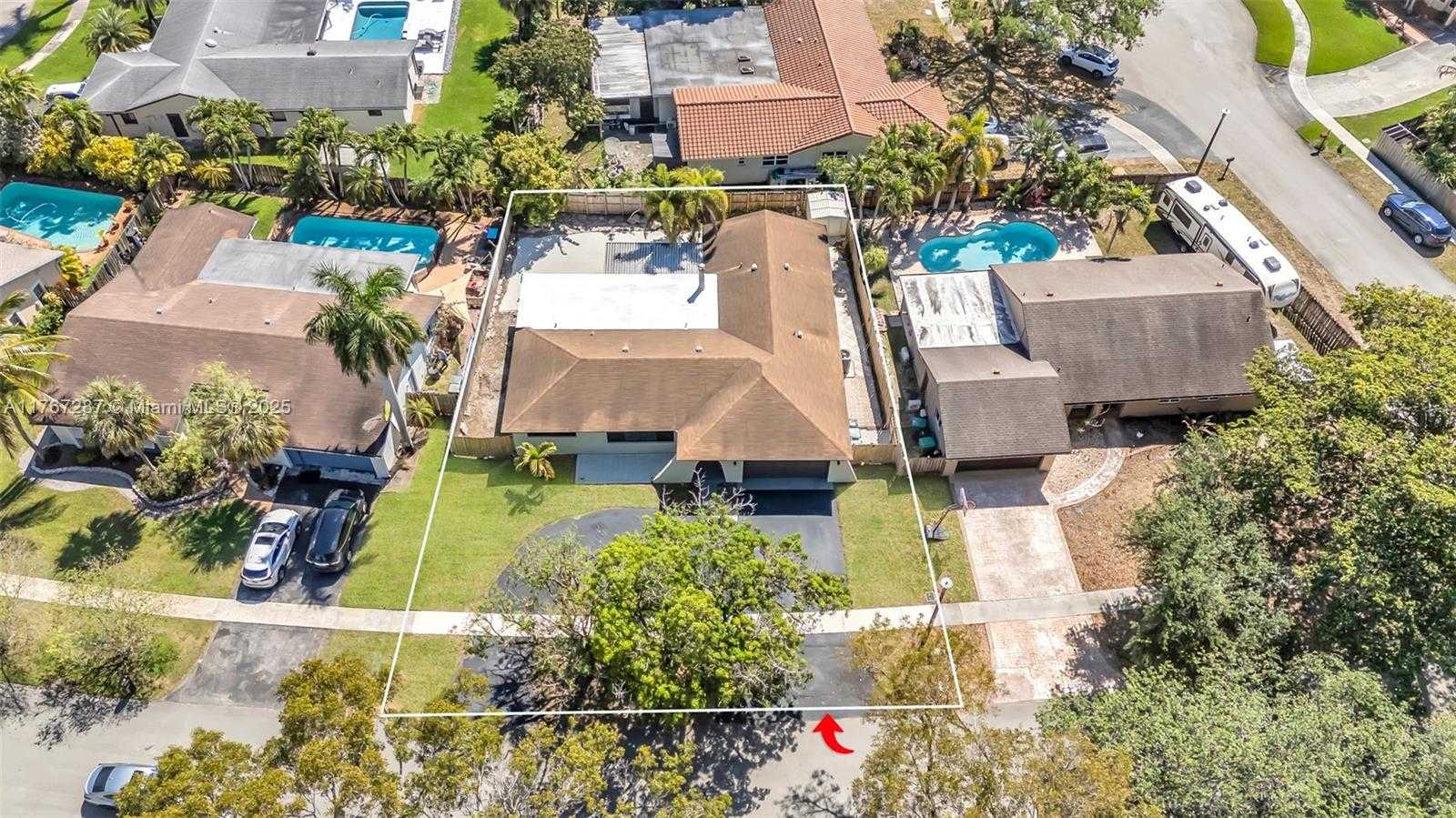 Small Image of 5136 SOUTH WEST 87TH TER, Cooper City Number 2