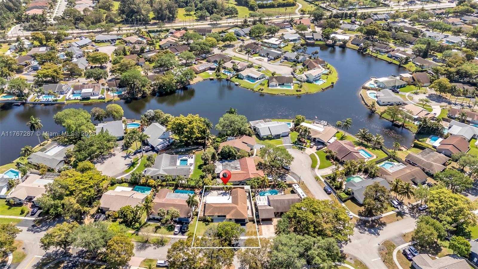 Small Image of 5136 SOUTH WEST 87TH TER, Cooper City Number 3